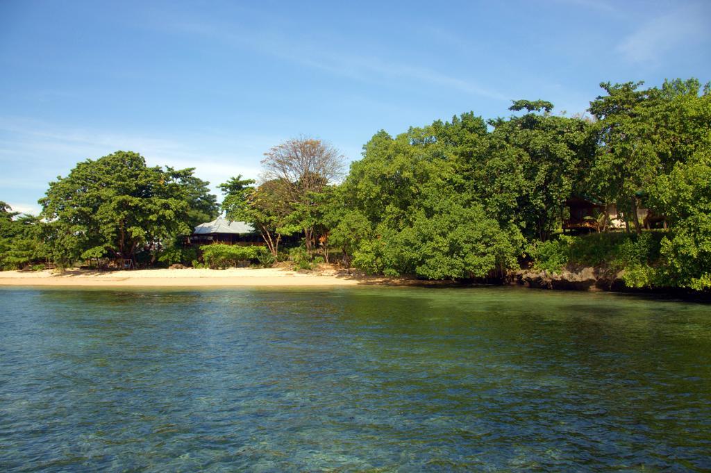 Bunaken Divers Sea Breeze Resort Eksteriør billede