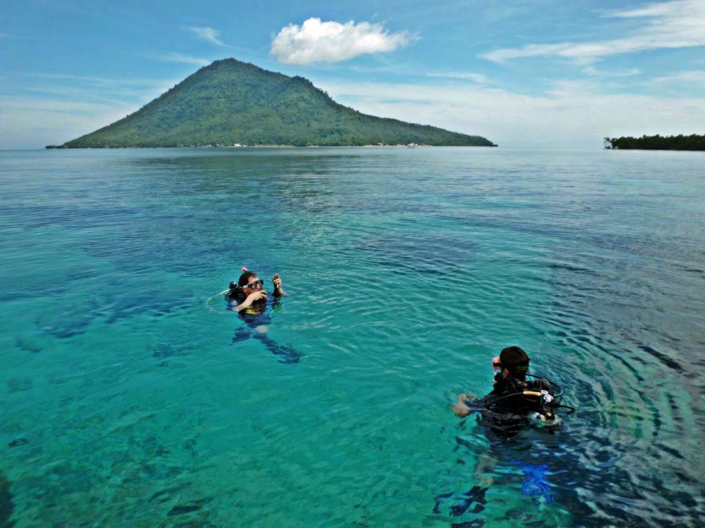 Bunaken Divers Sea Breeze Resort Eksteriør billede