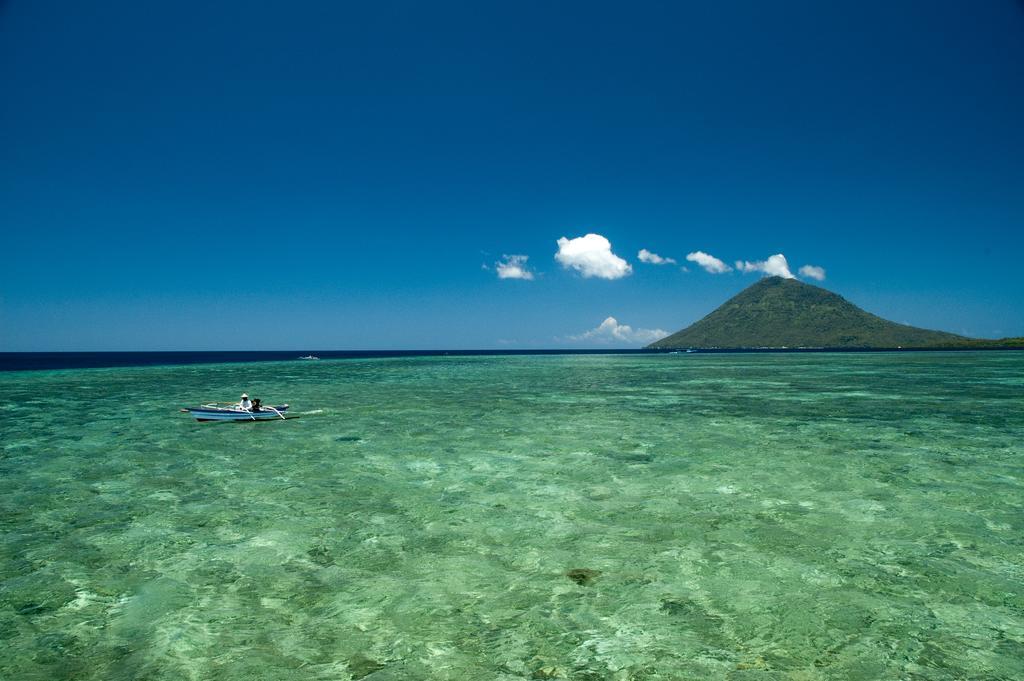 Bunaken Divers Sea Breeze Resort Eksteriør billede