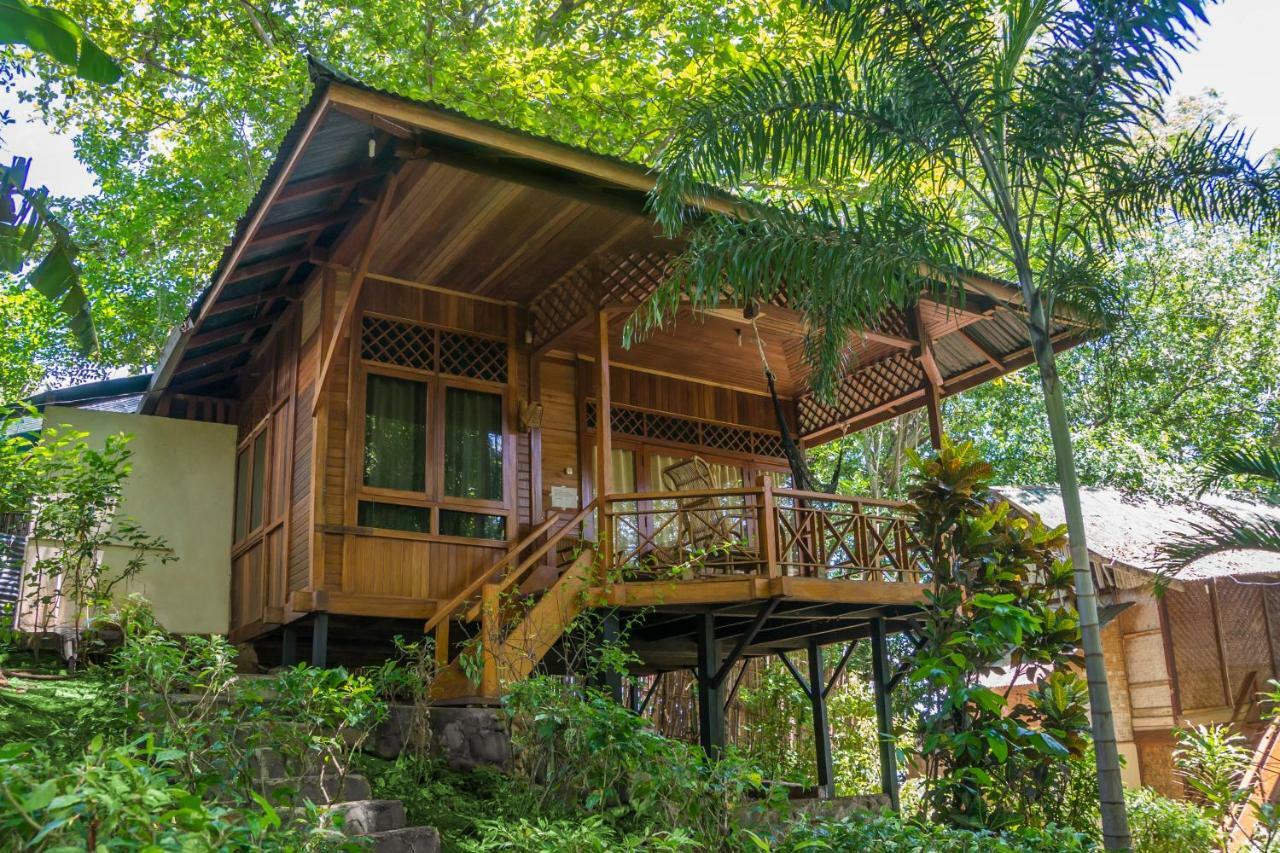 Bunaken Divers Sea Breeze Resort Eksteriør billede