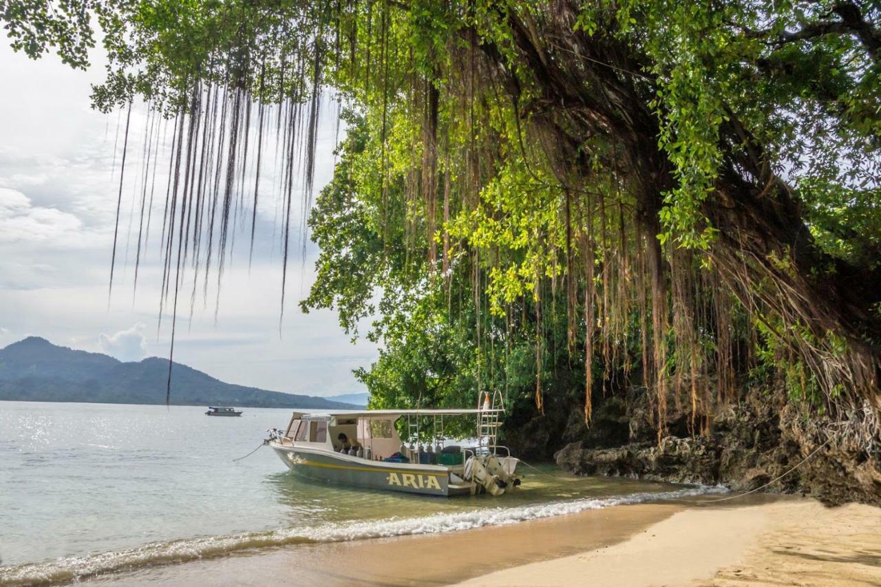 Bunaken Divers Sea Breeze Resort Eksteriør billede