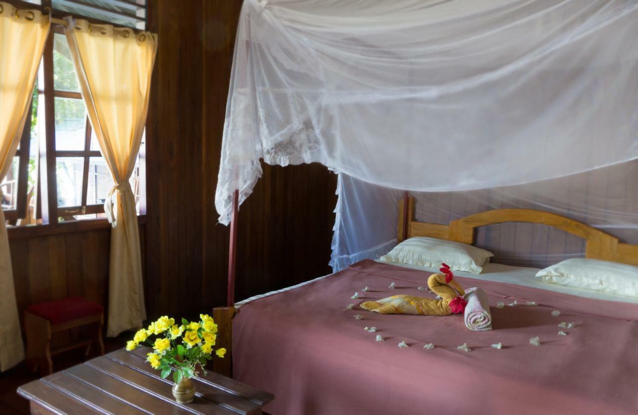 Bunaken Divers Sea Breeze Resort Eksteriør billede