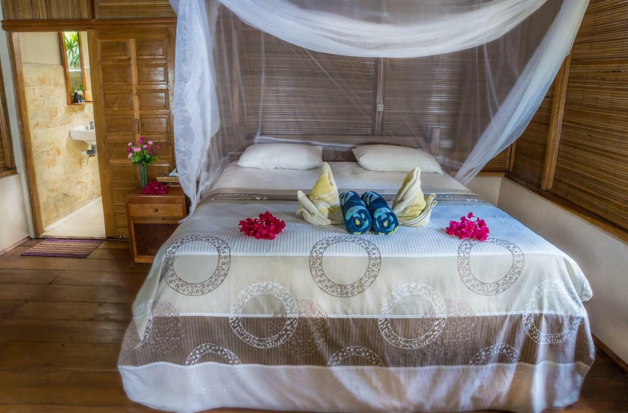 Bunaken Divers Sea Breeze Resort Eksteriør billede